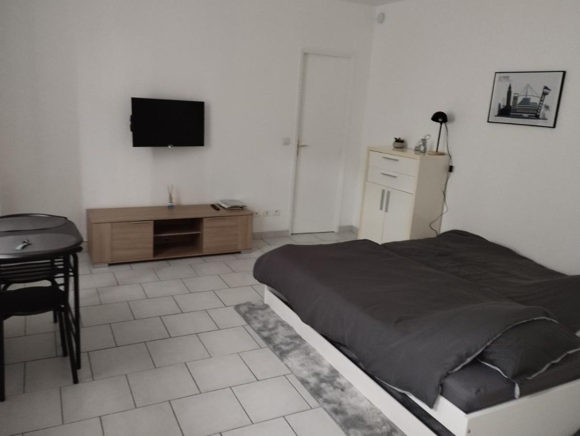 Charmant Studio Canape Lit Netflix Prime Video Dazn Wifi Le Havre Exterior foto